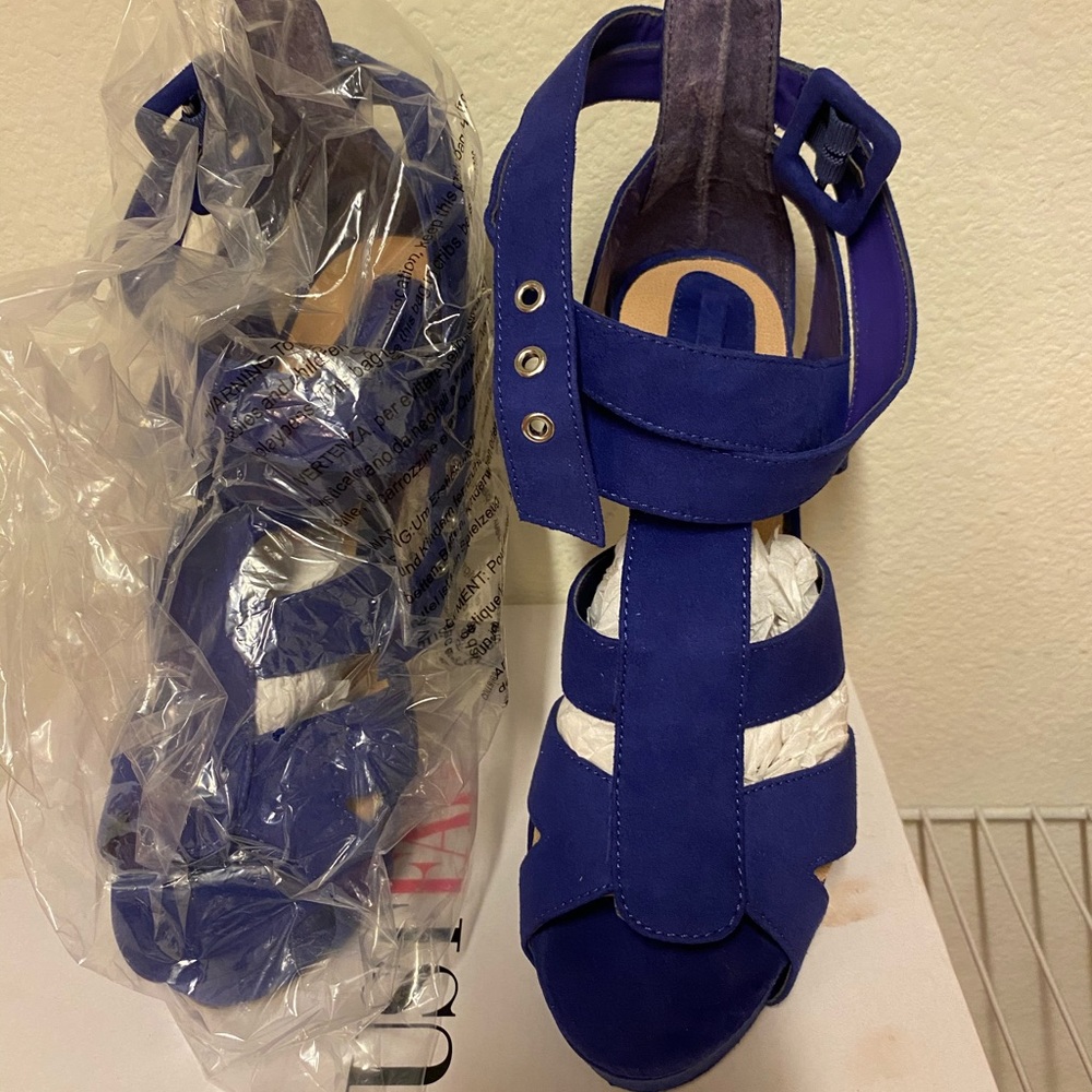 Women’s shoes - Picture 2 of 6